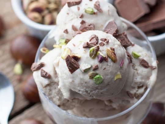 Receta de helado de castaña y chocolate con Kirsch de cereza