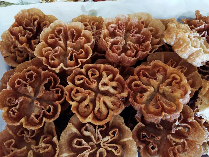 Fried flowers