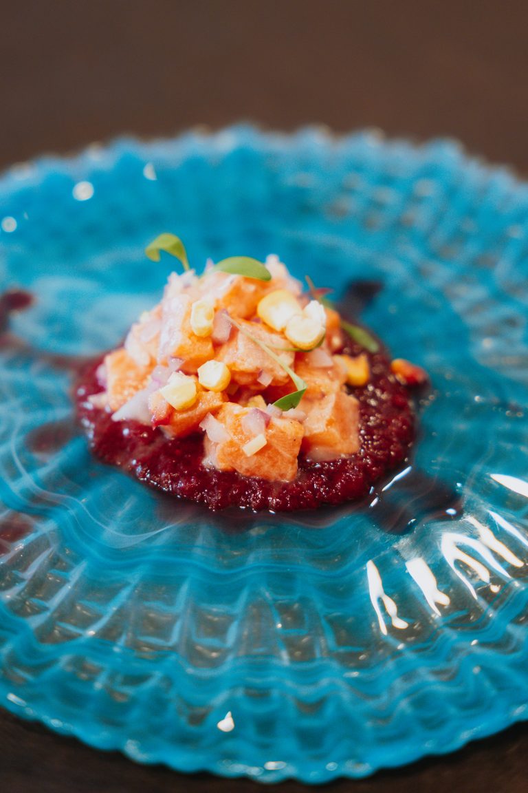 ceviche de trucha y cerezas